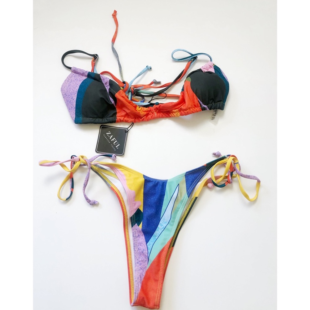 NWT ZAFUL Multi-Color String Bikini, Size: M
